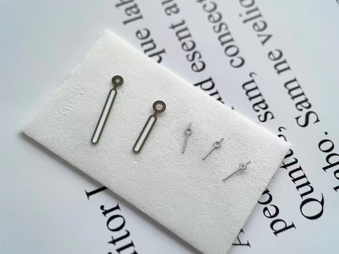 Watch processing and diamond setting