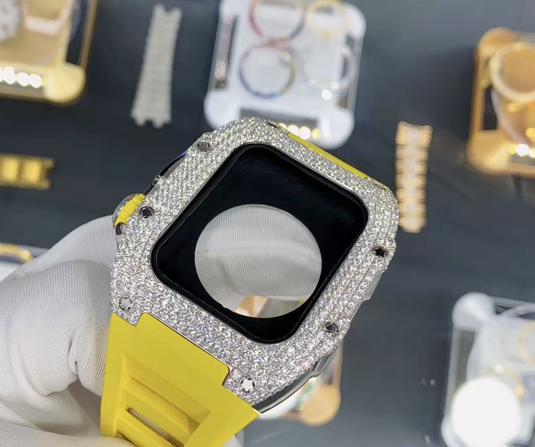 Watch processing and diamond setting
