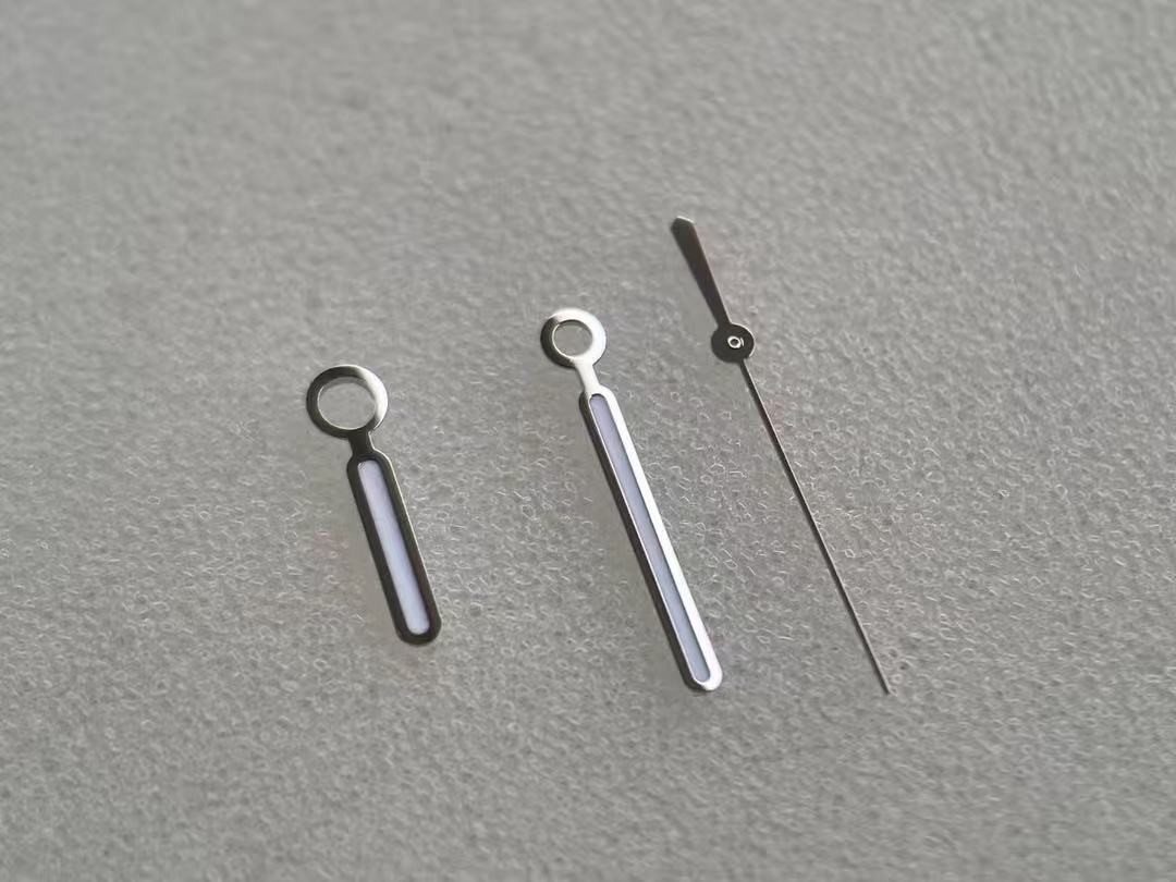 Watch processing and diamond setting