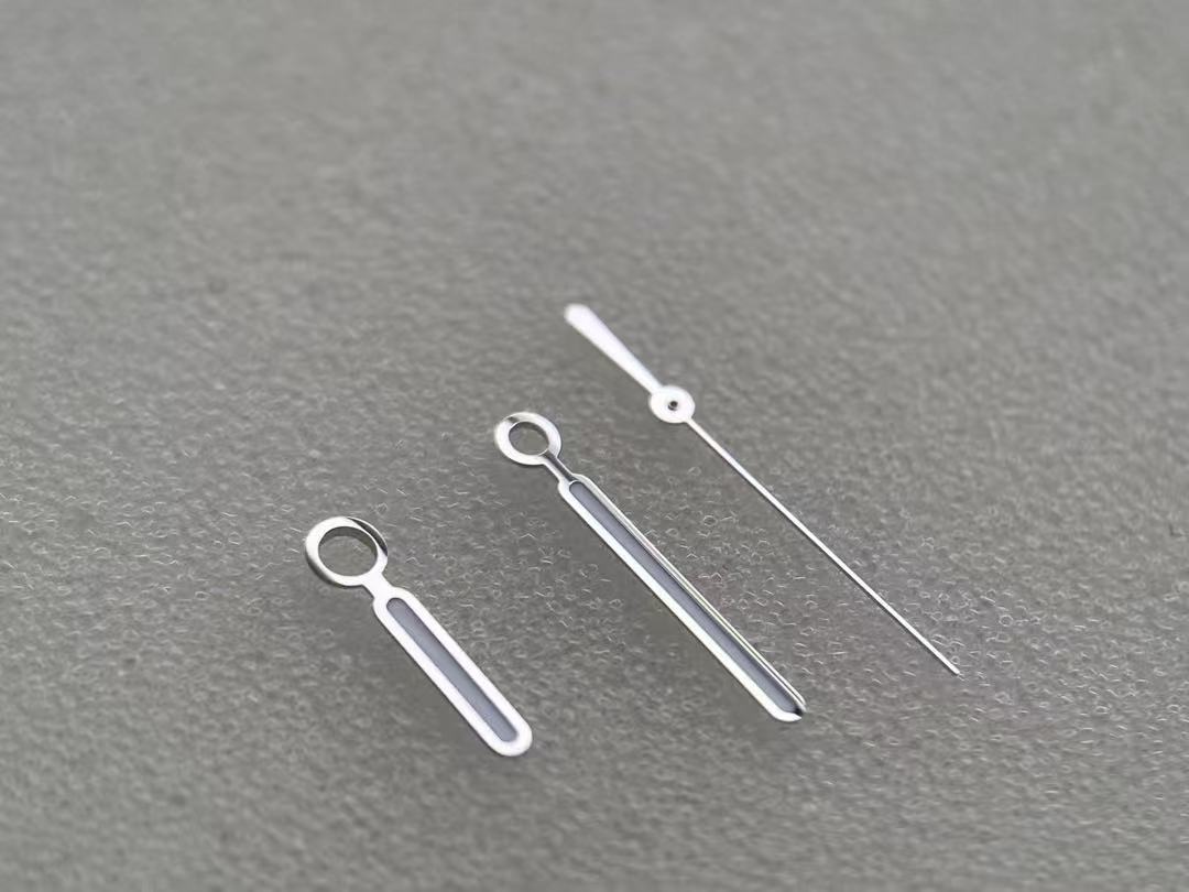 Watch processing and diamond setting