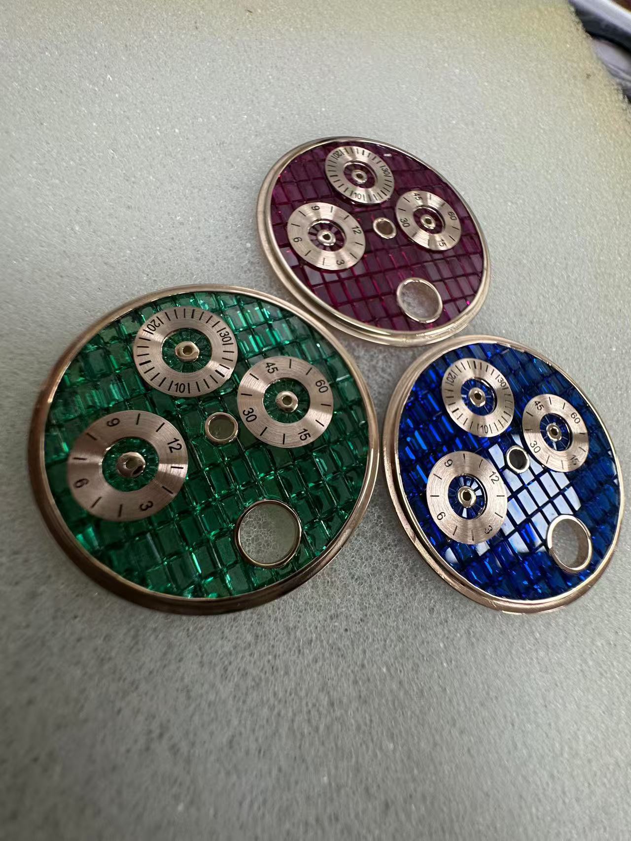 Watch processing and diamond setting