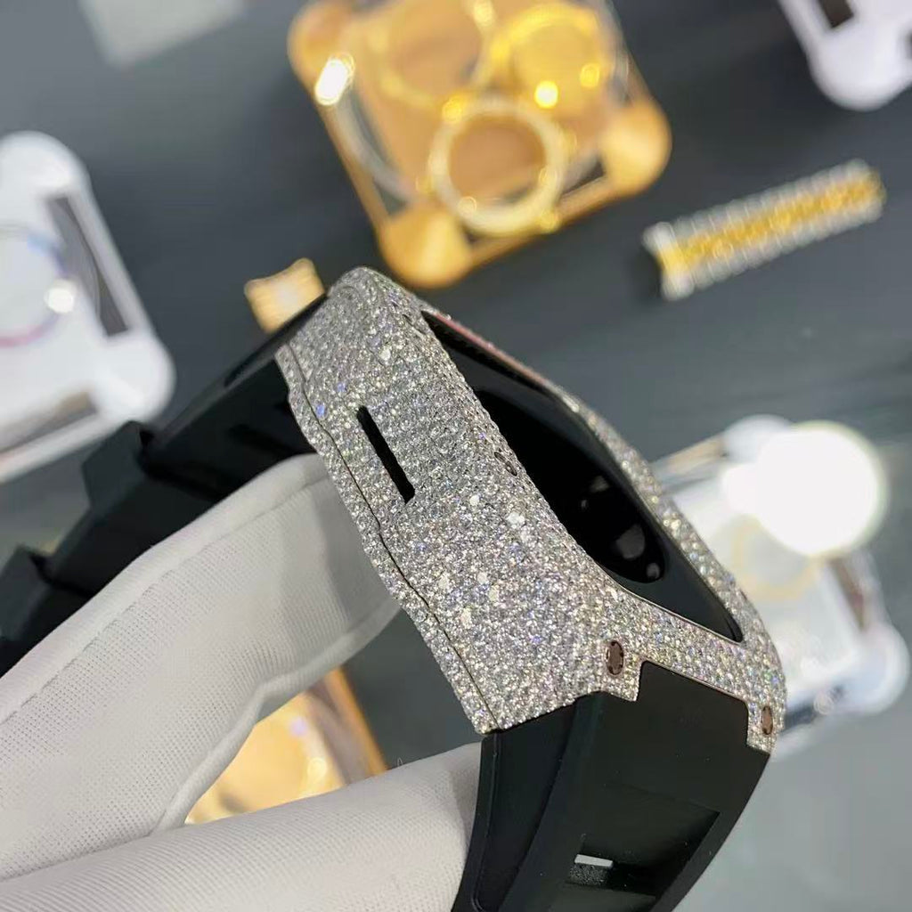 Watch processing and diamond setting