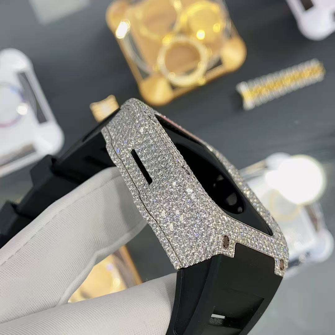 Watch processing and diamond setting